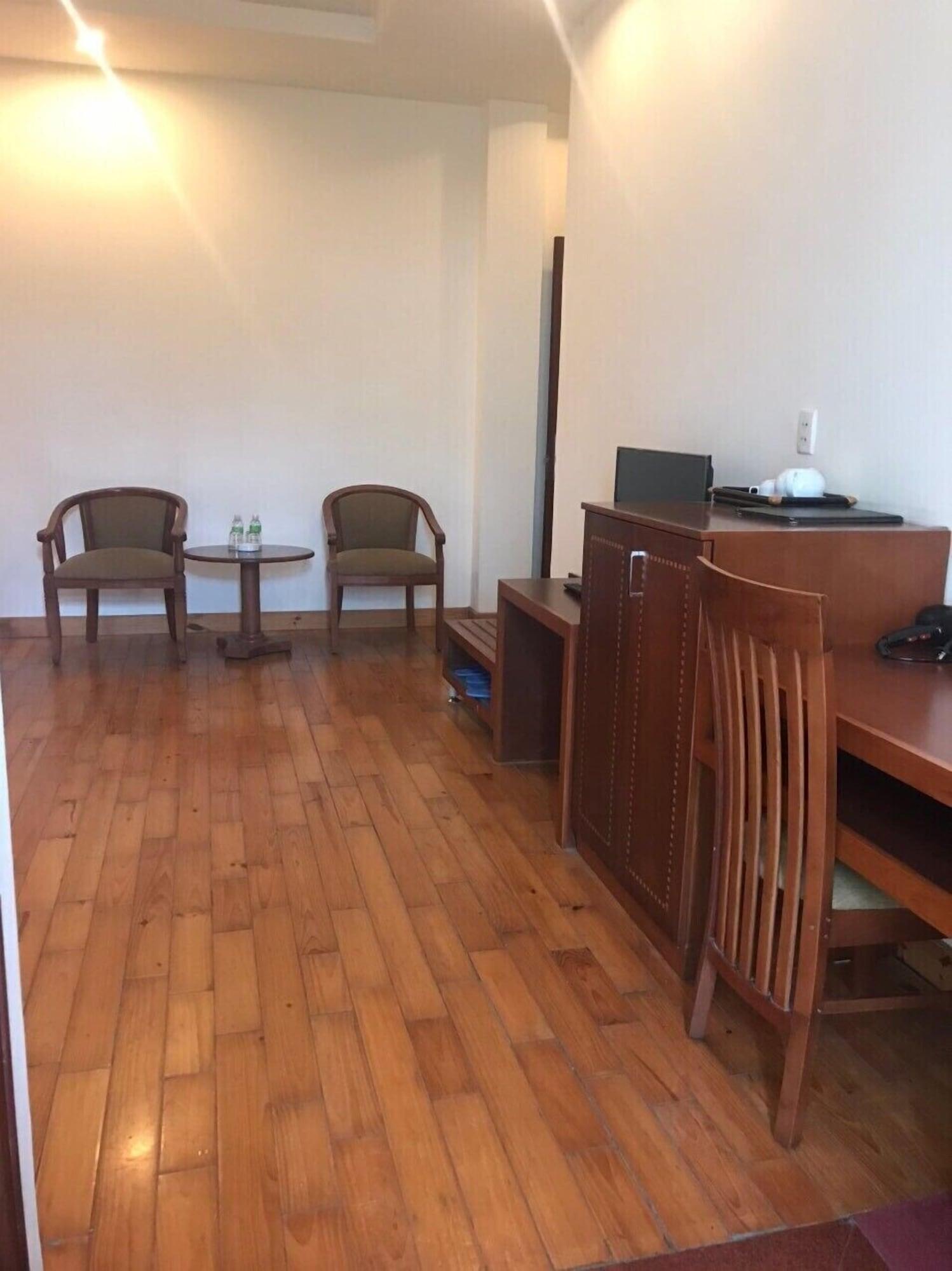 Hoang Yen 2 Hotel Thu Dau Mot Bagian luar foto
