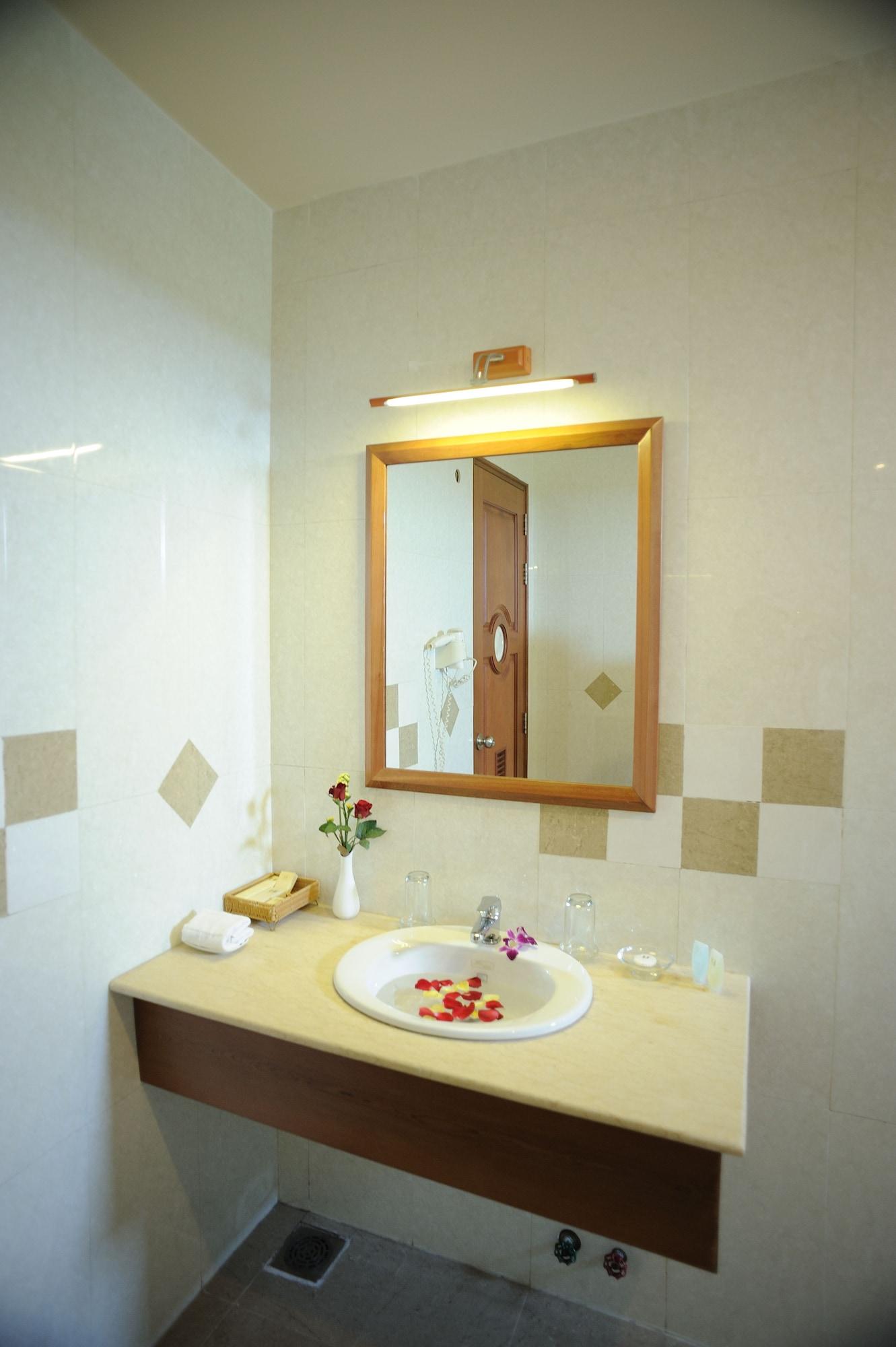 Hoang Yen 2 Hotel Thu Dau Mot Bagian luar foto