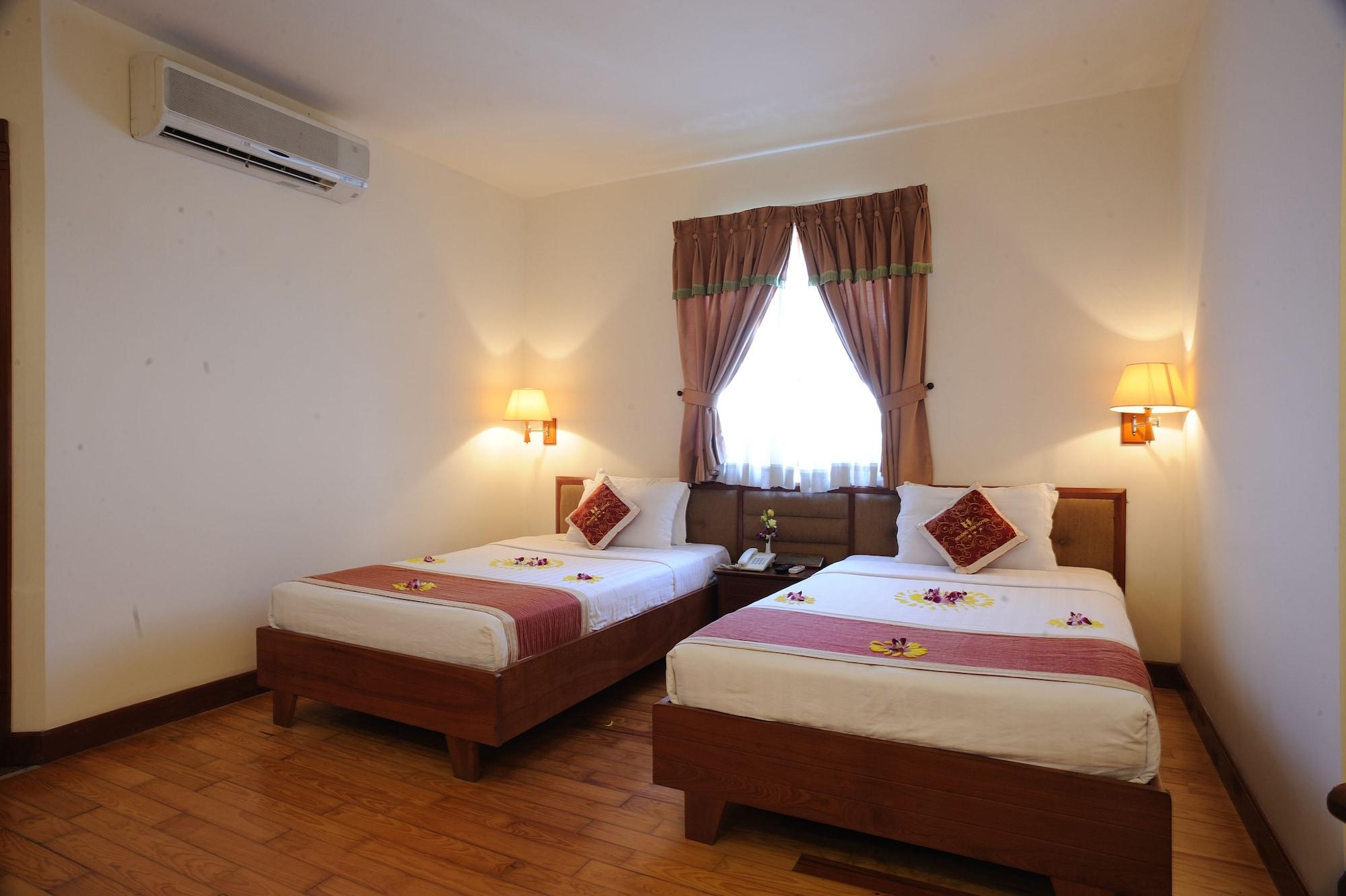 Hoang Yen 2 Hotel Thu Dau Mot Bagian luar foto