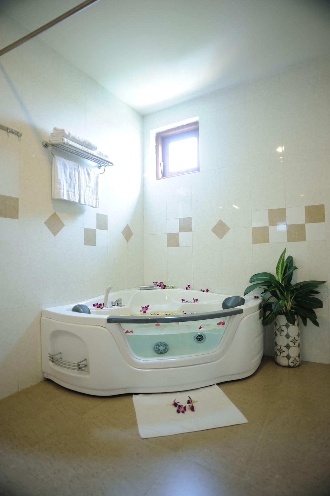 Hoang Yen 2 Hotel Thu Dau Mot Bagian luar foto
