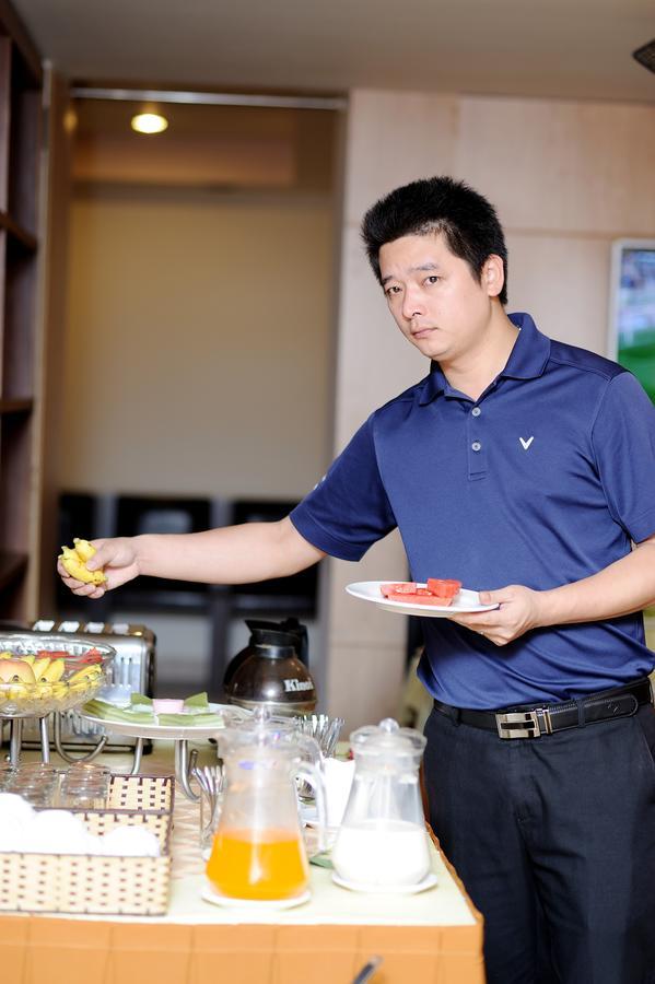 Hoang Yen 2 Hotel Thu Dau Mot Bagian luar foto
