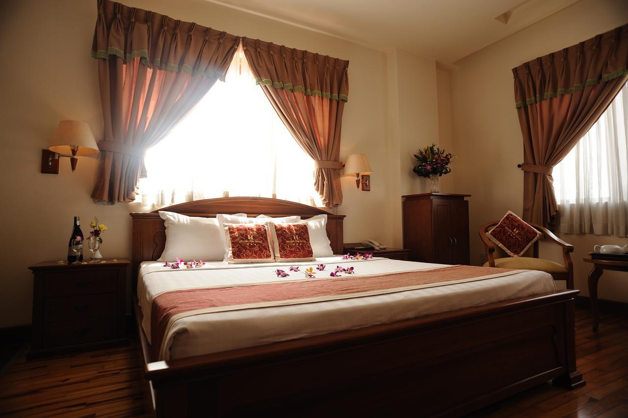 Hoang Yen 2 Hotel Thu Dau Mot Bagian luar foto